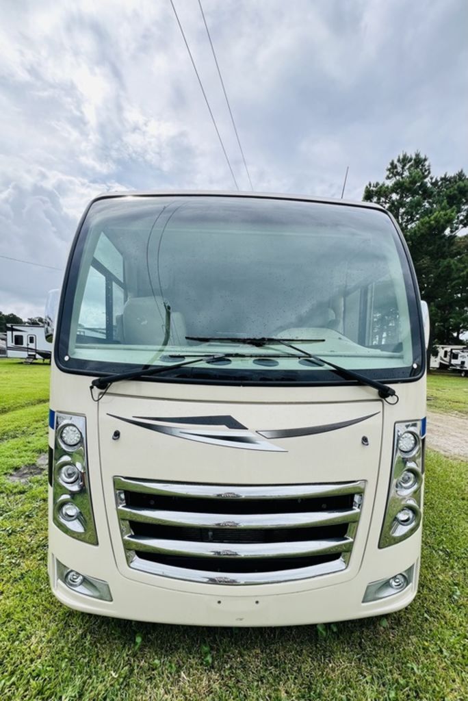 2021 Thor Motor Coach Vegas ® RUV 27.7 in newport NC