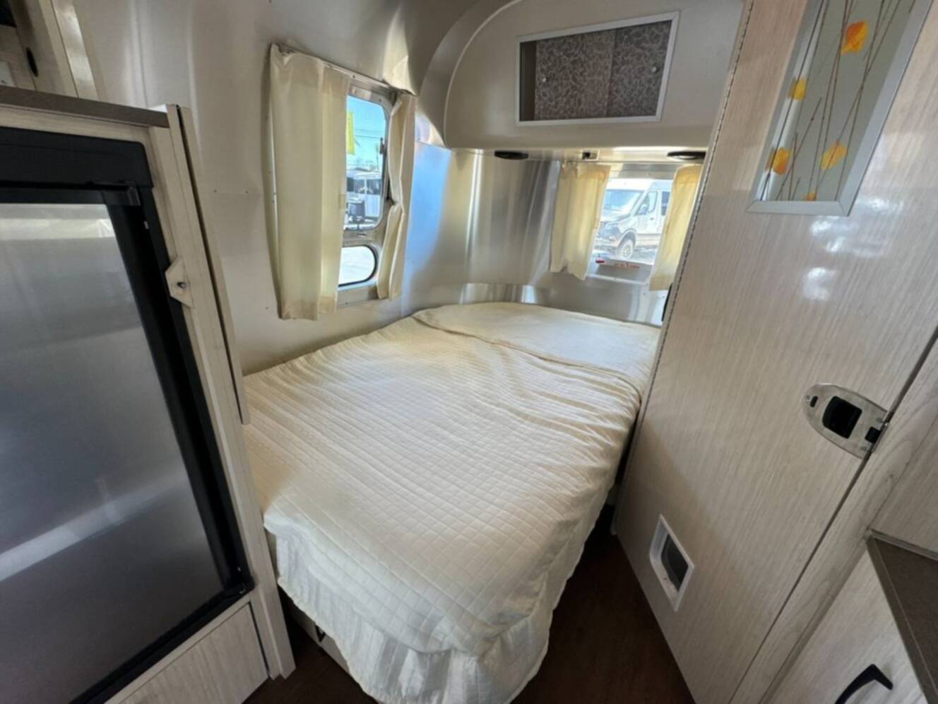 A photo of this 2016 Airstream International Serenity 19