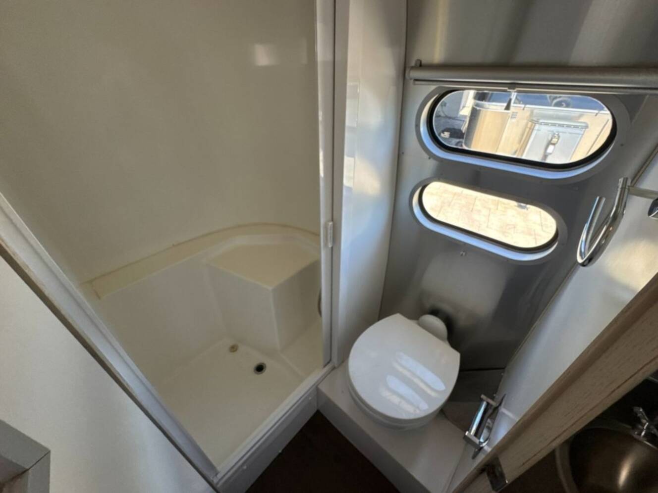 A photo of this 2016 Airstream International Serenity 19