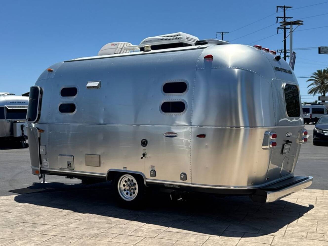A photo of this 2016 Airstream International Serenity 19
