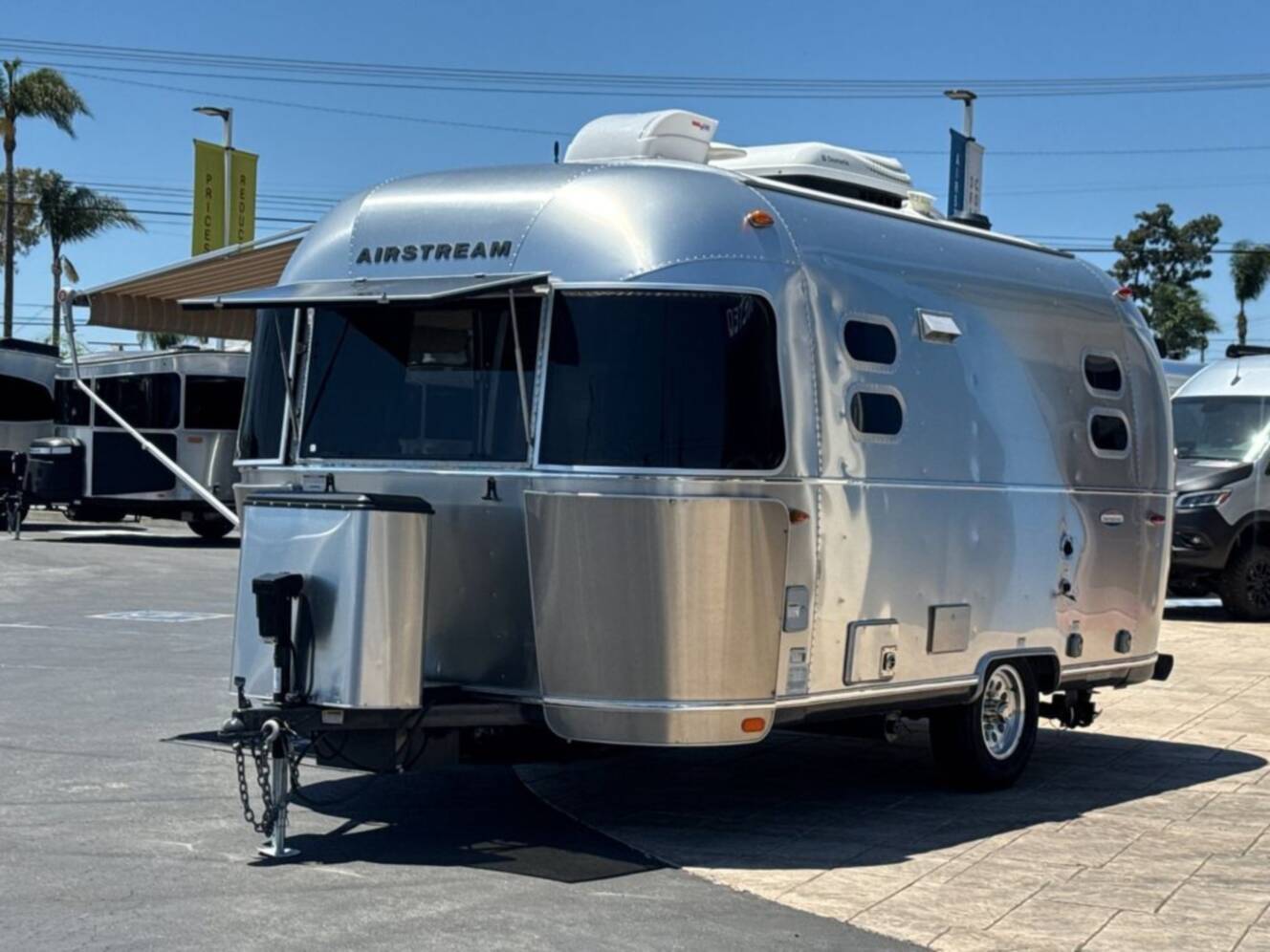 A photo of this 2016 Airstream International Serenity 19