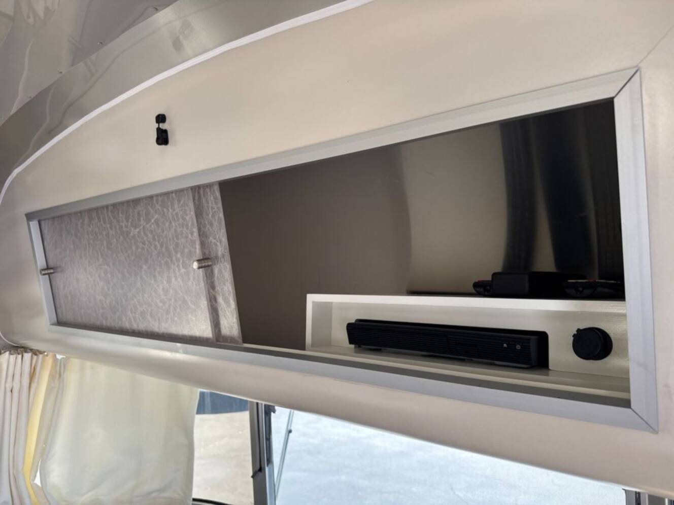A photo of this 2016 Airstream International Serenity 19