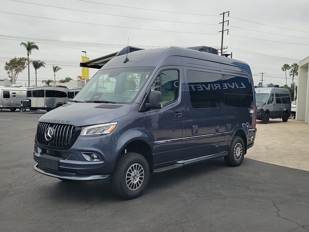 2026 Airstream Interstate 19GT Tommy Bahama in midway city CA