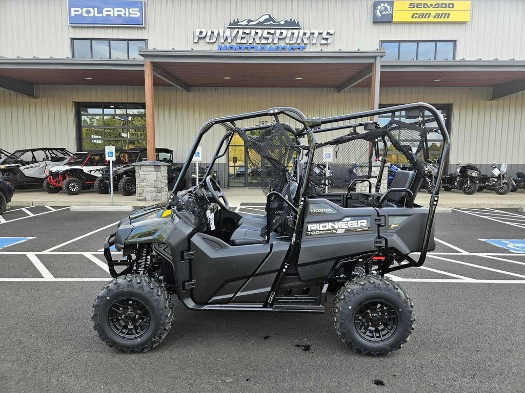 2026 Honda® Pioneer 700-4 Deluxe in chehalis WA