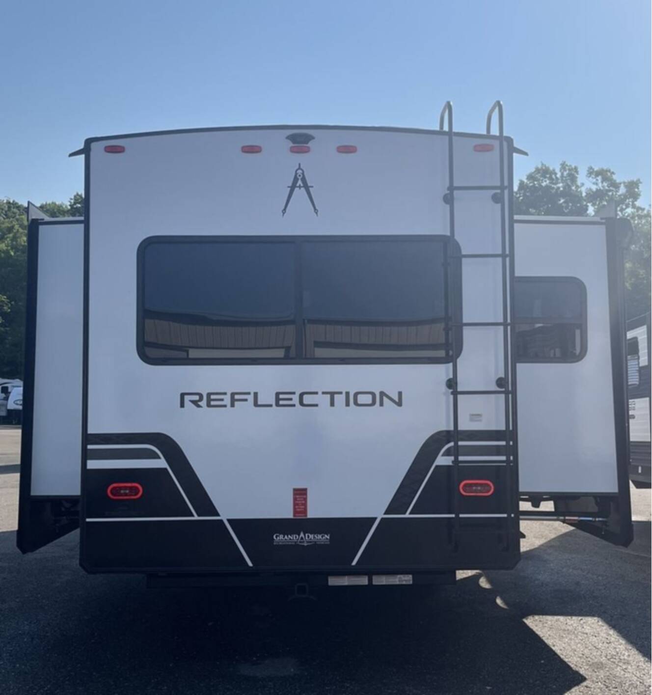 A photo of this 2026 Grand Design Reflection 337RLS