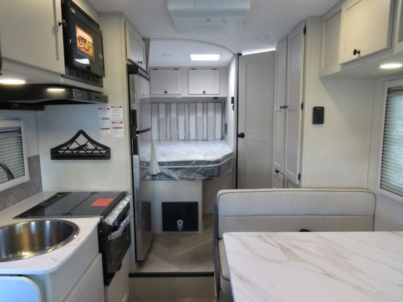 A photo of this 2025 Coachmen Cross Trail XL 23XG