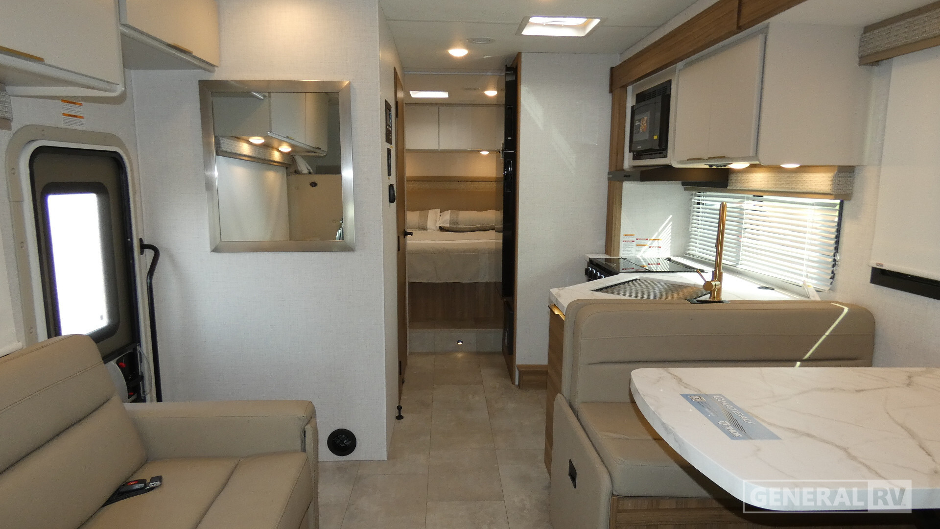 2027 Thor Motor Coach CHATEAU 28Z in wixom MI