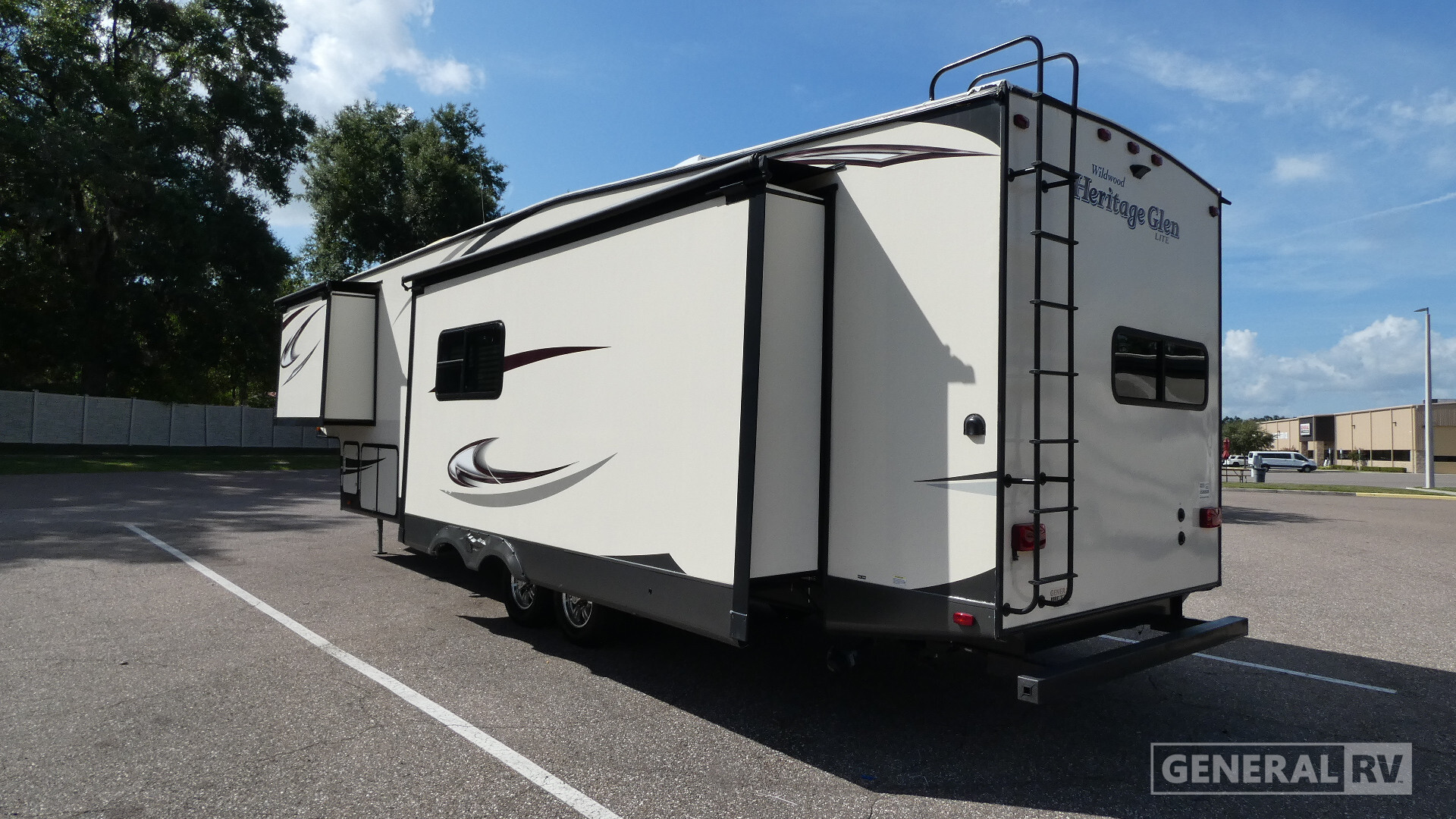 2017 Forest River WILDWOOD HERITAGE GLEN 346RK in dover FL