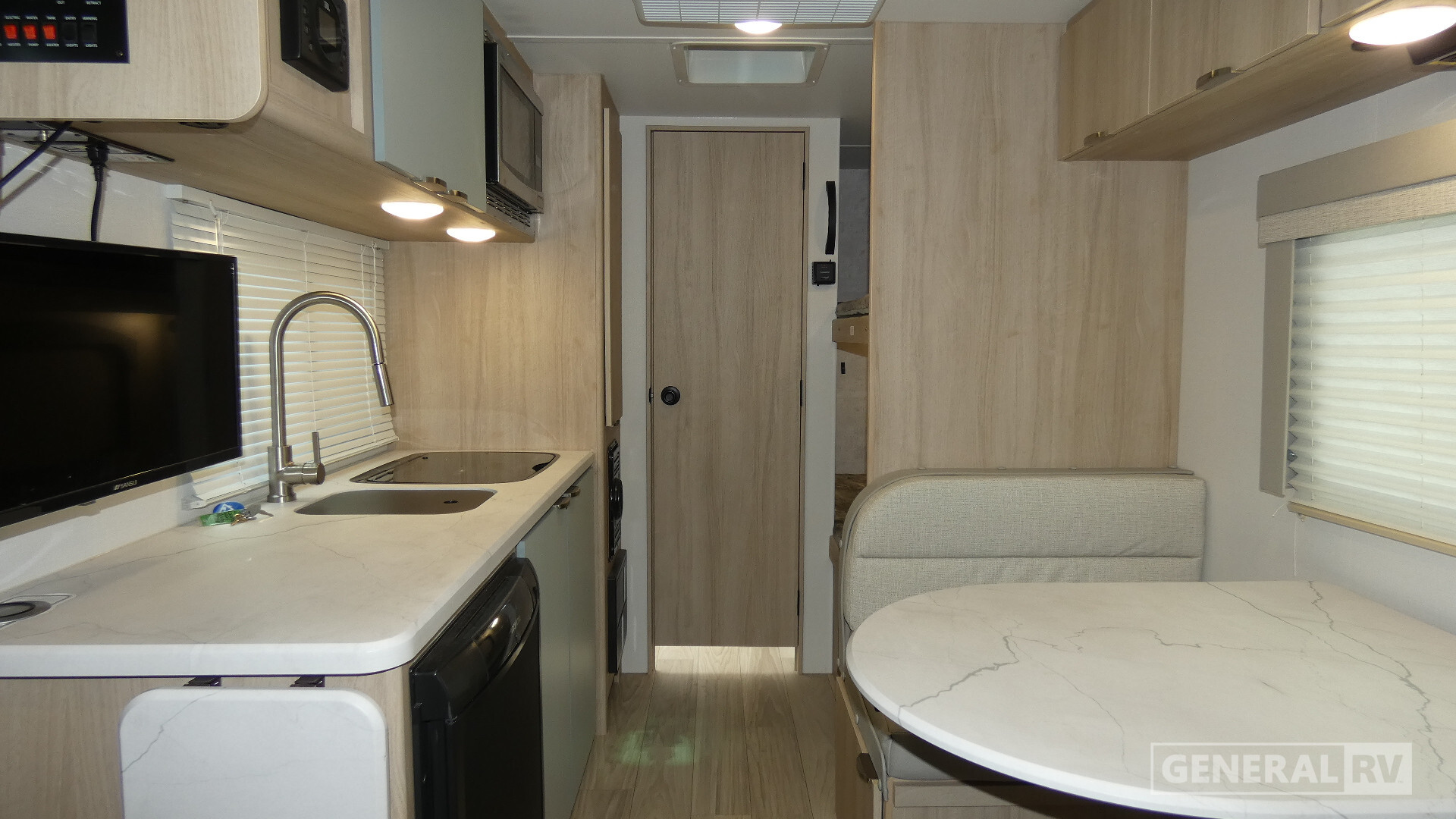 2024 Winnebago Micro Minnie 1700BH in ocala FL