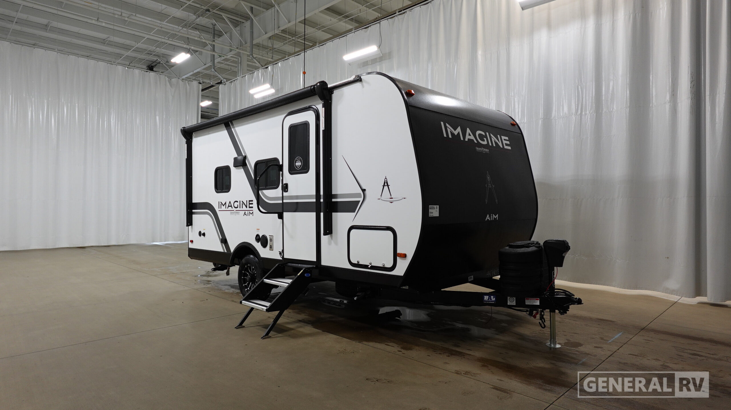 2027 Grand Design IMAGINE 16MLA RV