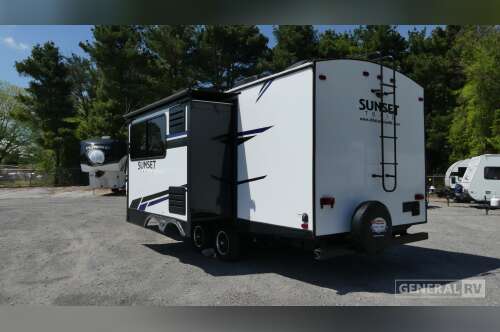 2020 Crossroads Rv SUNSET TRAIL SUPER LITE 222RB SS222RB in west chester PA