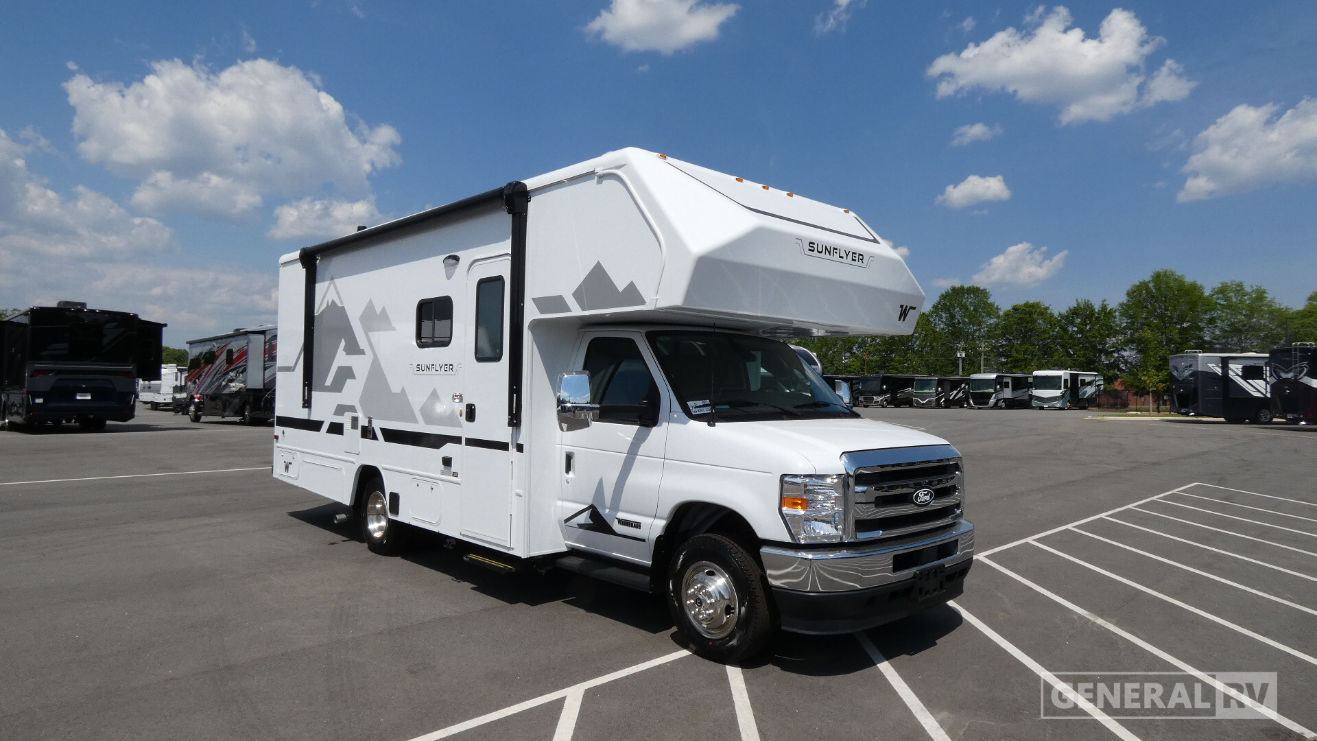 2027 Winnebago SUNFLYER 22RS in salisbury NC