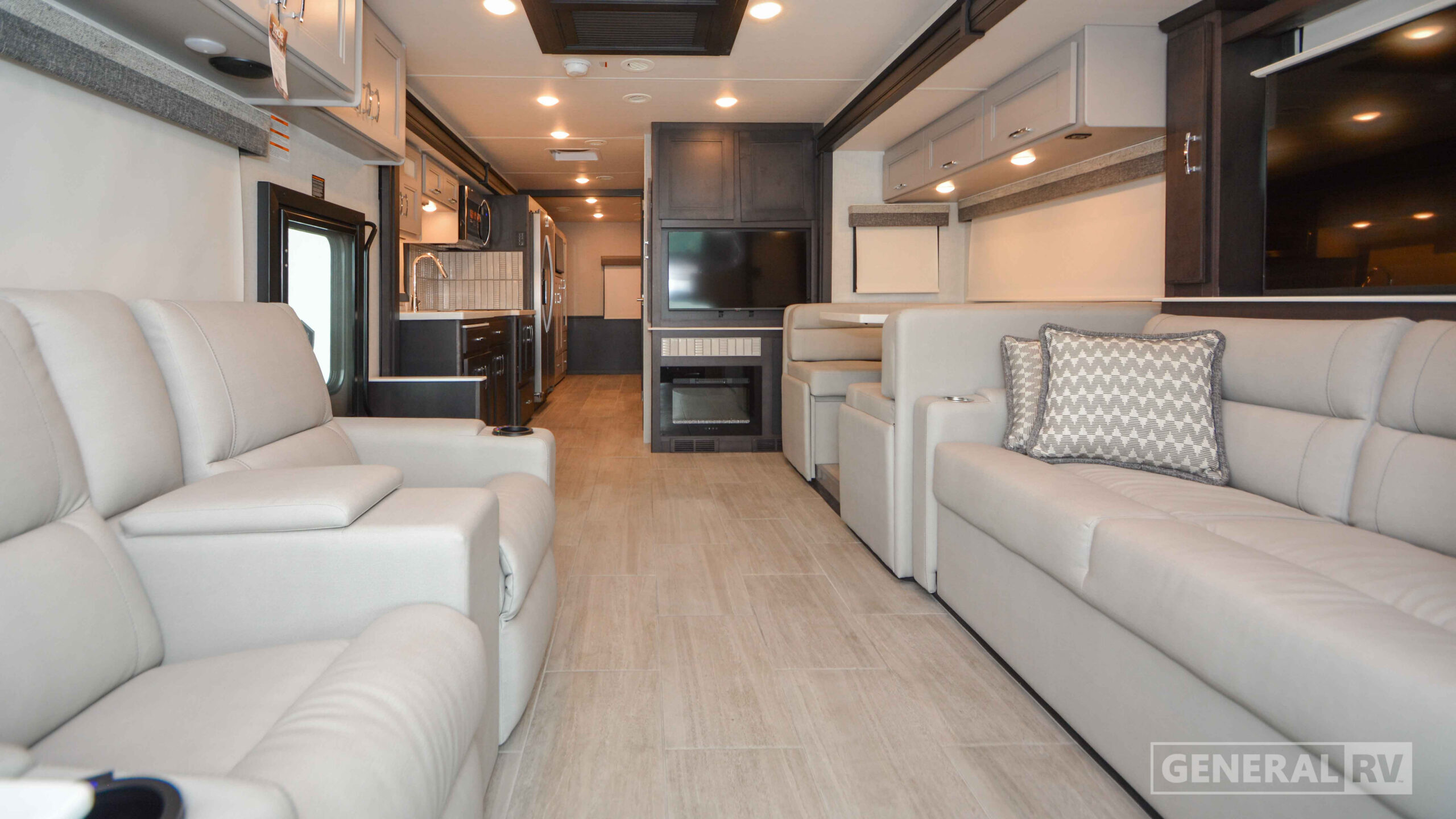 2026 Thor Motor Coach PASADENA SV 38FX in winter garden FL
