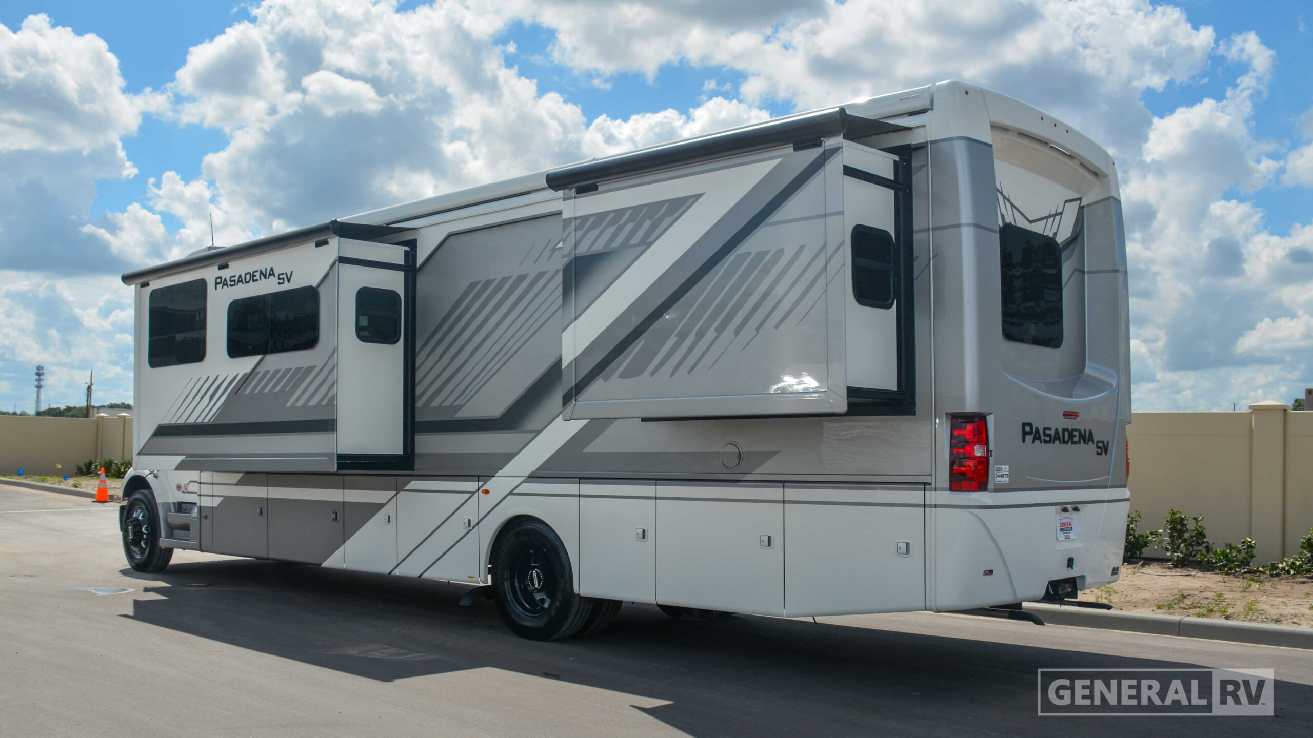2026 Thor Motor Coach PASADENA SV 38FX in winter garden FL