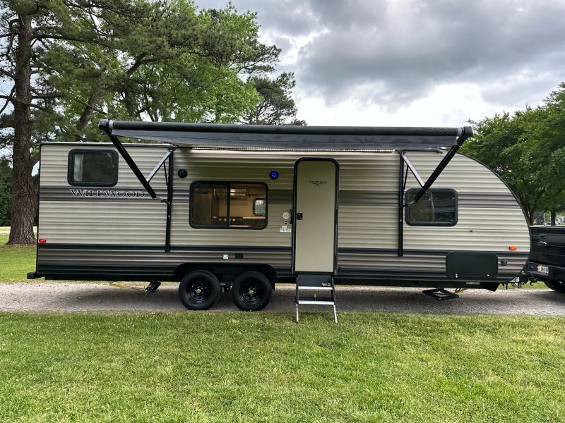 2020 Wildwood By Forest River X-Lite 261BHXL in virginia beach VA