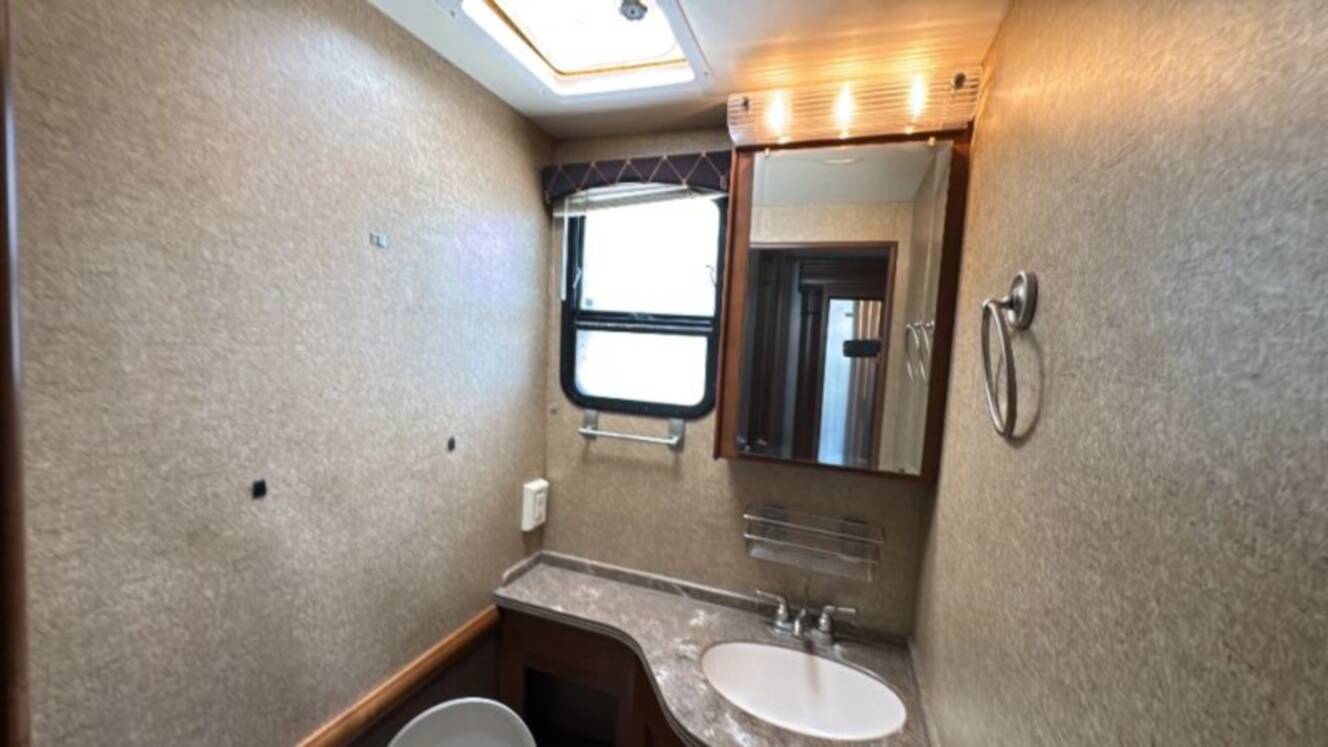 A photo of this 2012 Damon Tuscany Series 42RQ