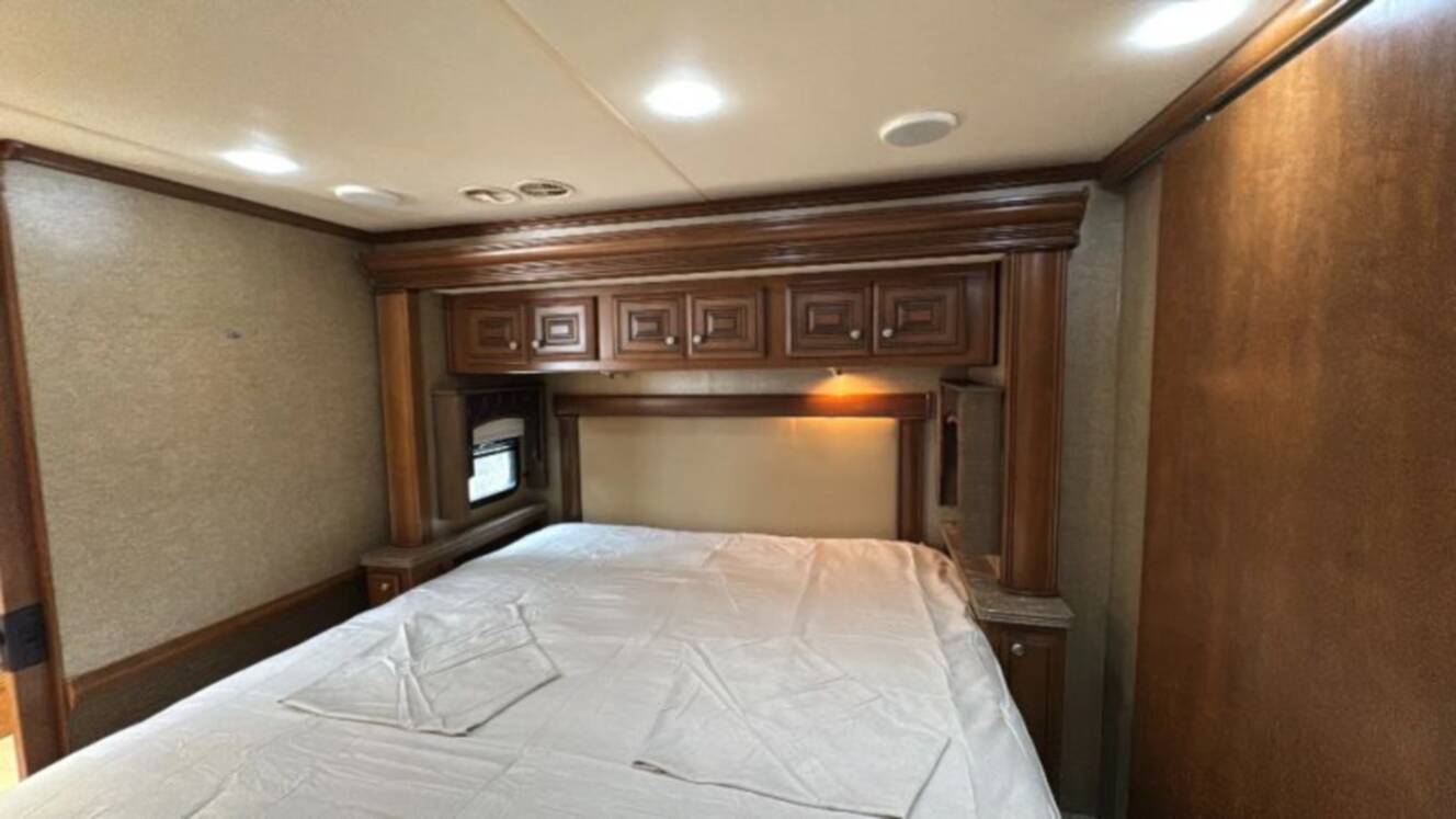 A photo of this 2012 Damon Tuscany Series 42RQ