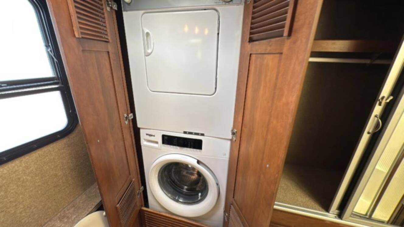 A photo of this 2012 Damon Tuscany Series 42RQ