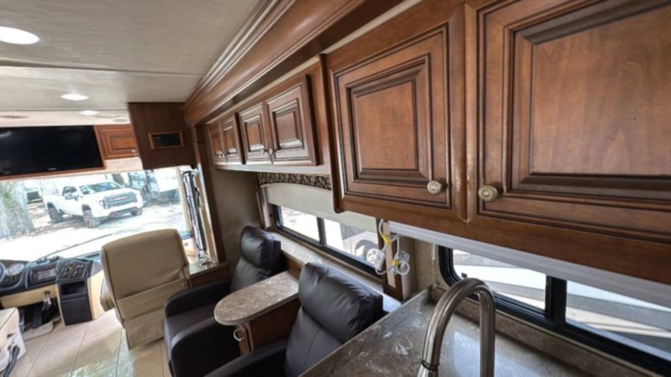 A photo of this 2012 Damon Tuscany Series 42RQ