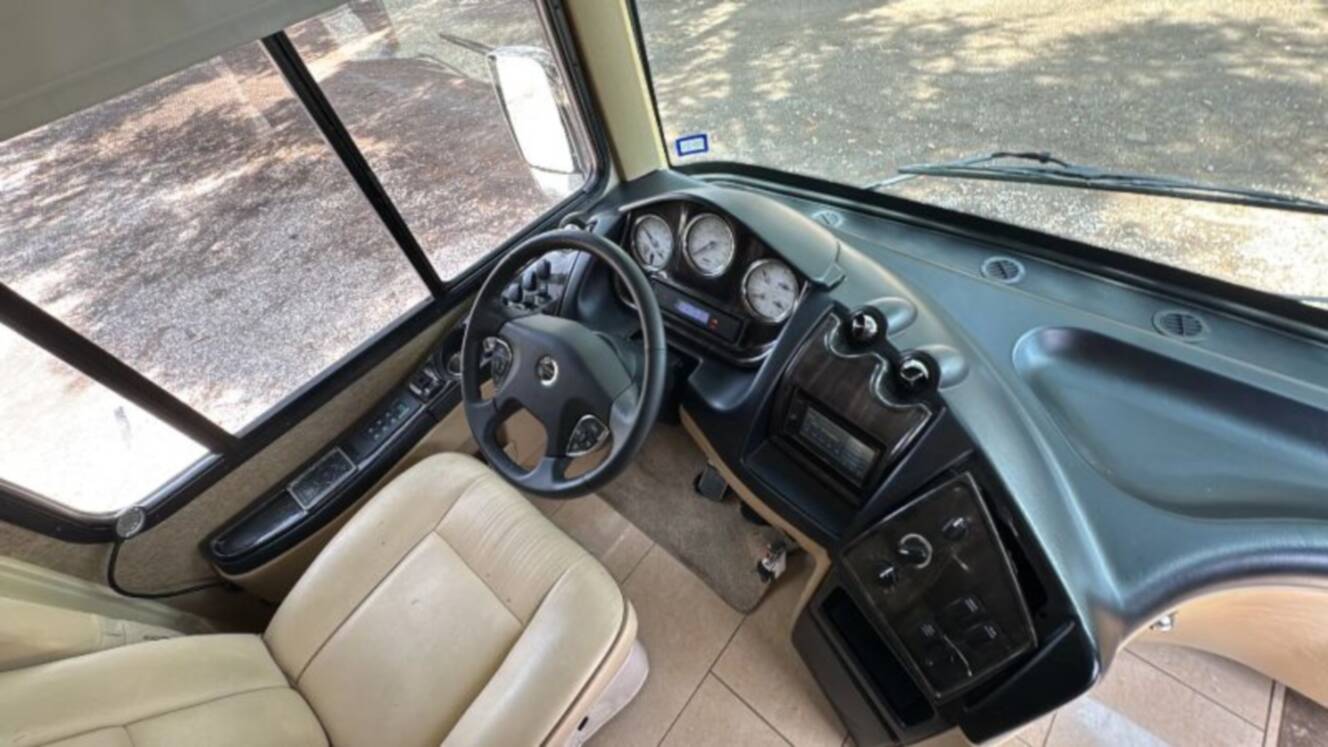 A photo of this 2012 Damon Tuscany Series 42RQ