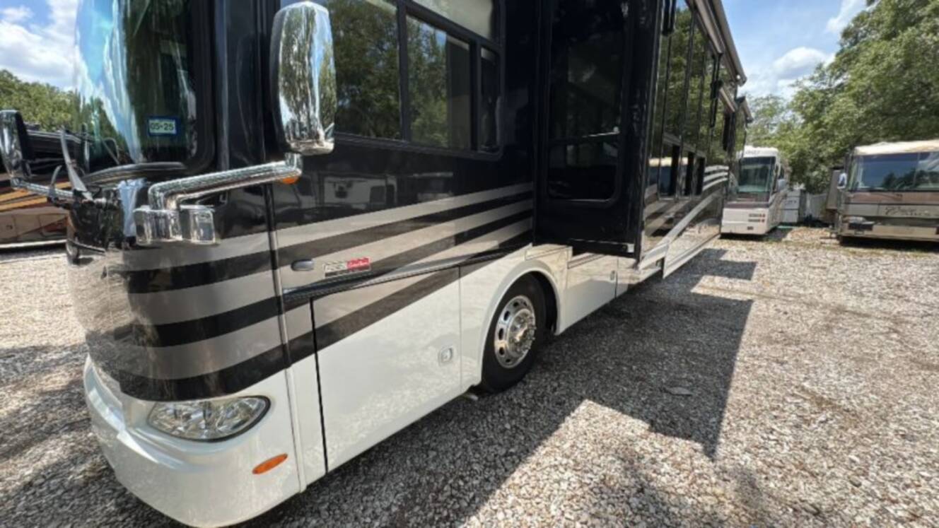 A photo of this 2012 Damon Tuscany Series 42RQ
