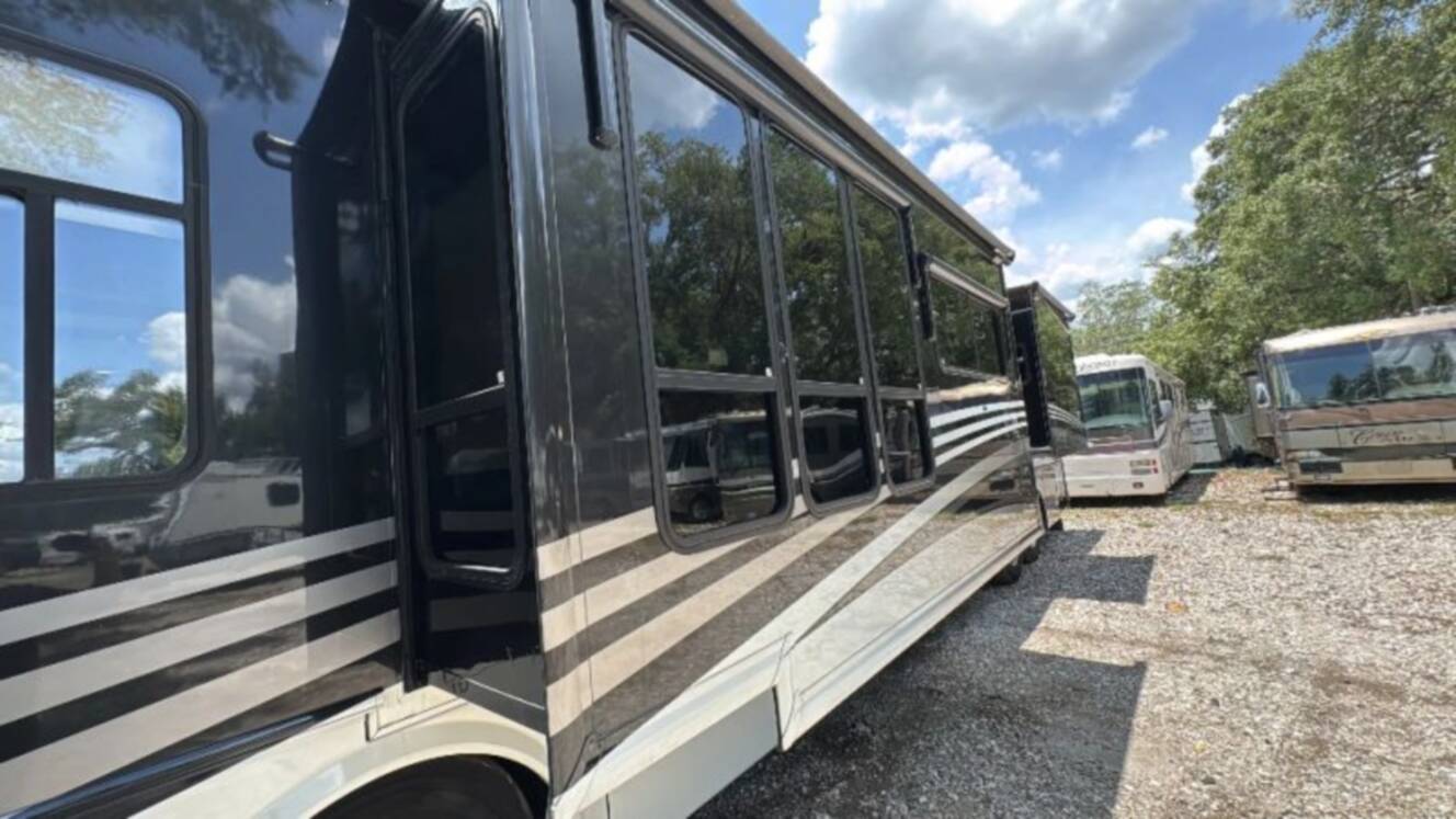 A photo of this 2012 Damon Tuscany Series 42RQ