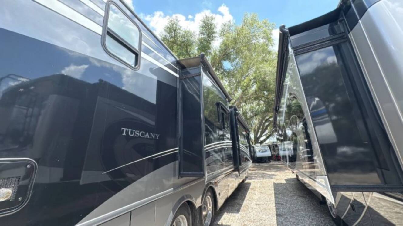 A photo of this 2012 Damon Tuscany Series 42RQ