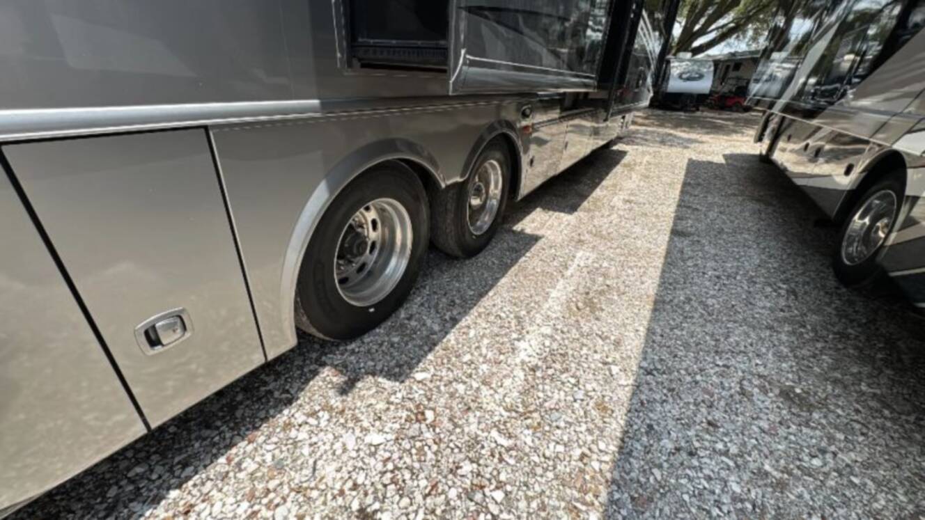 A photo of this 2012 Damon Tuscany Series 42RQ