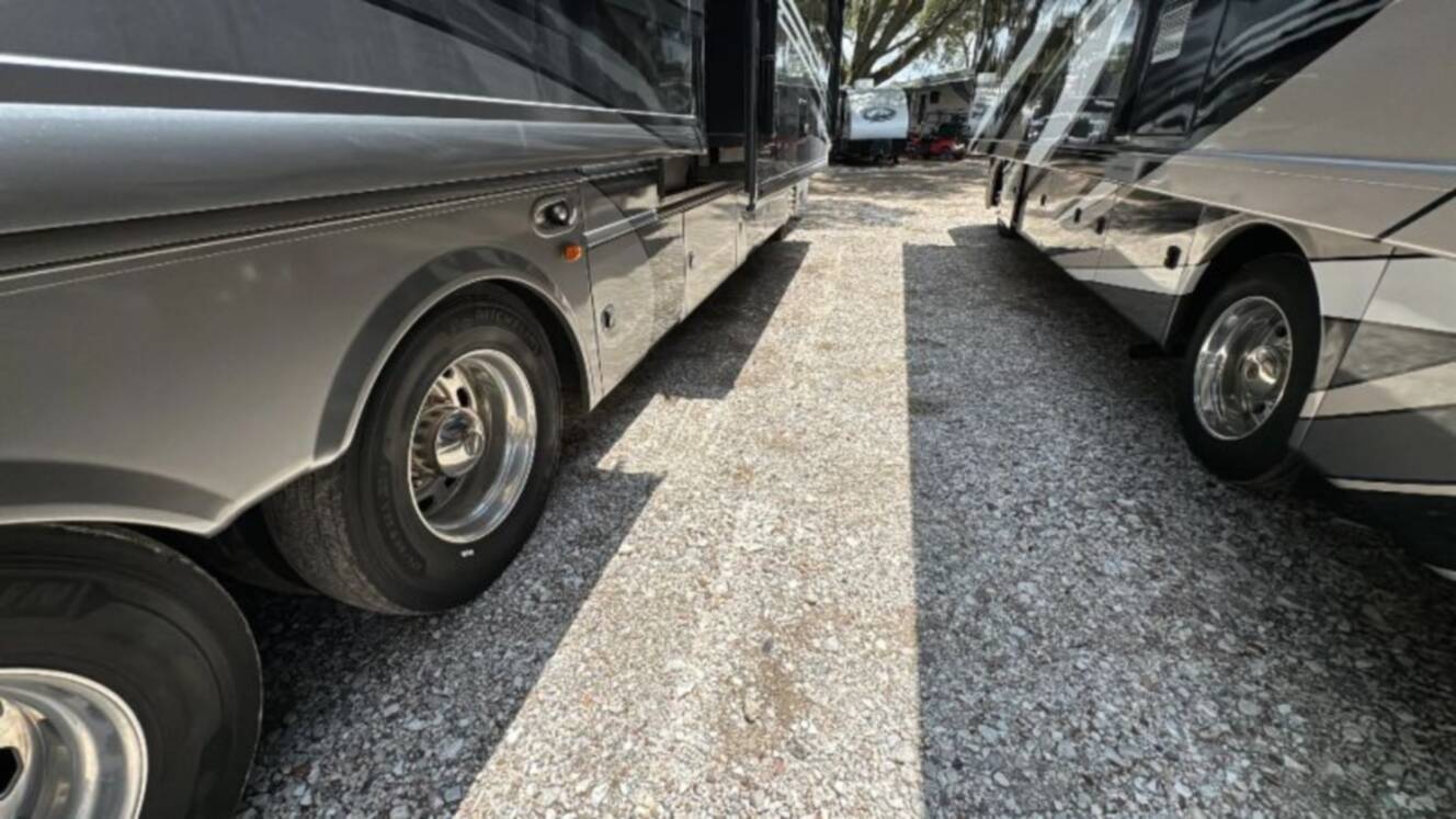 A photo of this 2012 Damon Tuscany Series 42RQ