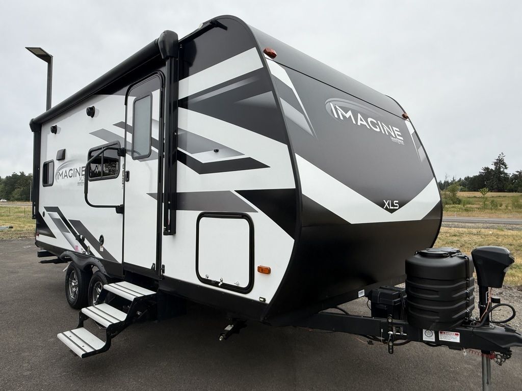2023 Grand Design Imagine XLS 17MKE in aumsville OR