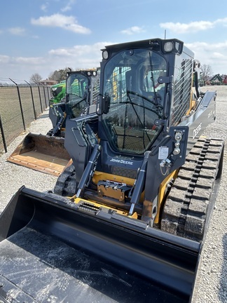 John Deere 325G in Upper Sandusky, OH