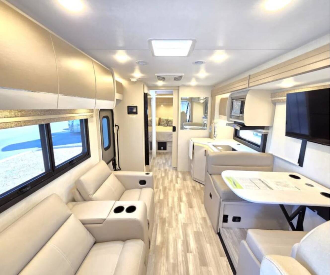 A photo of this 2026 Thor Motor Coach VEGAS 28.1