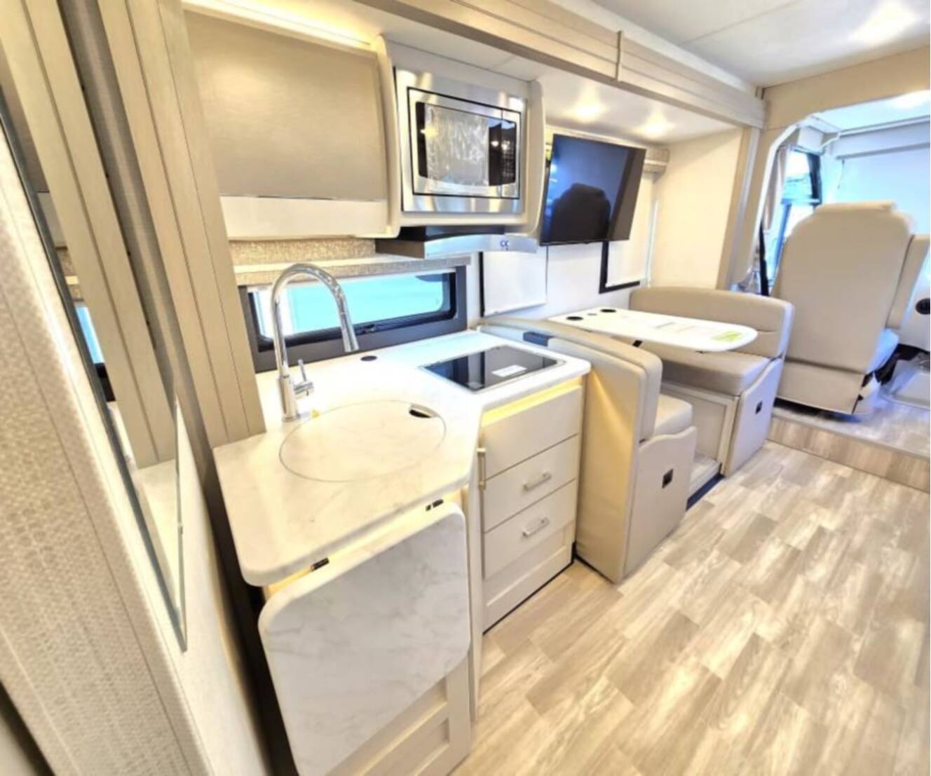 A photo of this 2026 Thor Motor Coach VEGAS 28.1