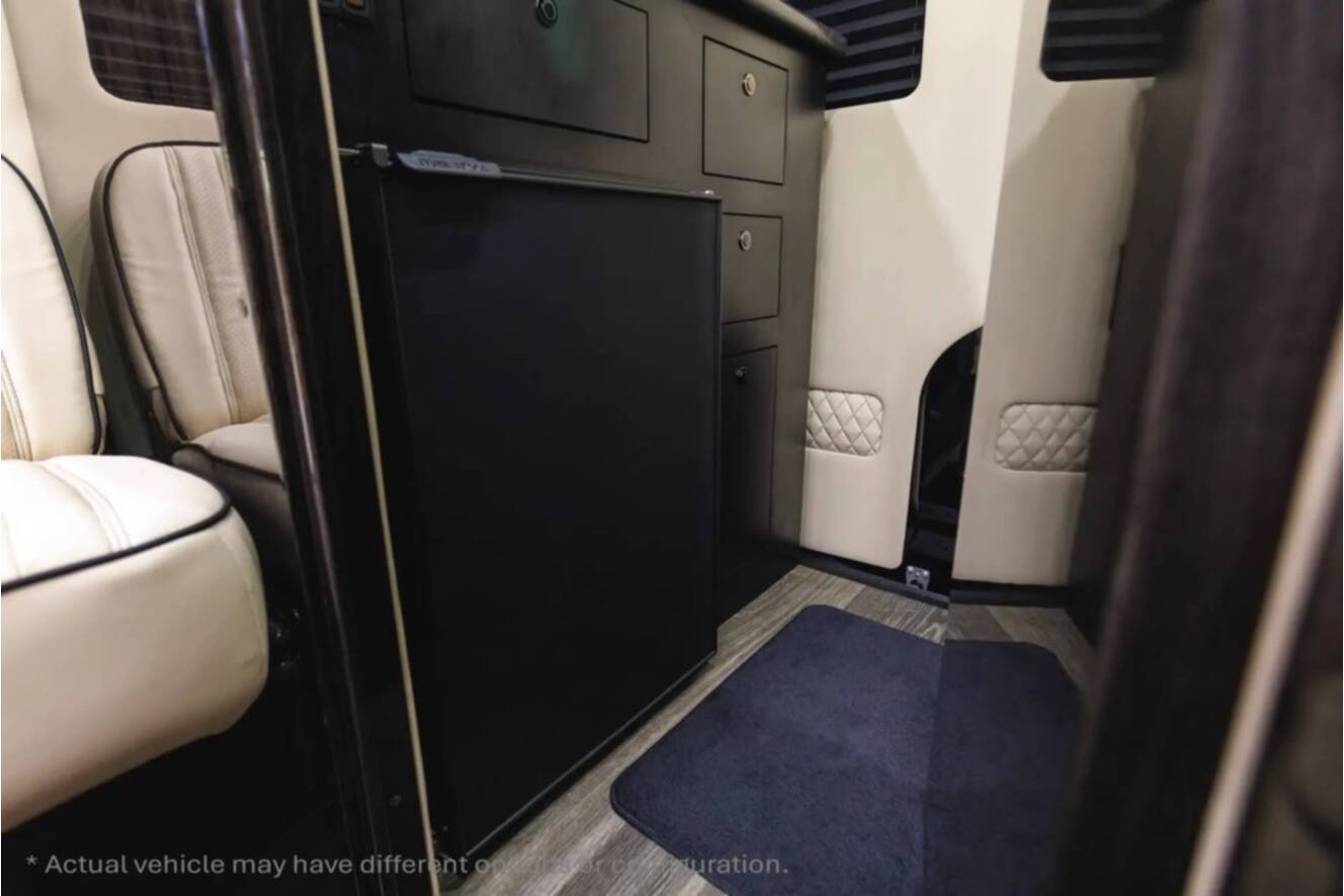 A photo of this 2027 Ultimate Toys COACH