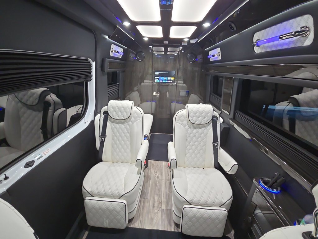 2027 Ultimate Toys CRUISER RV