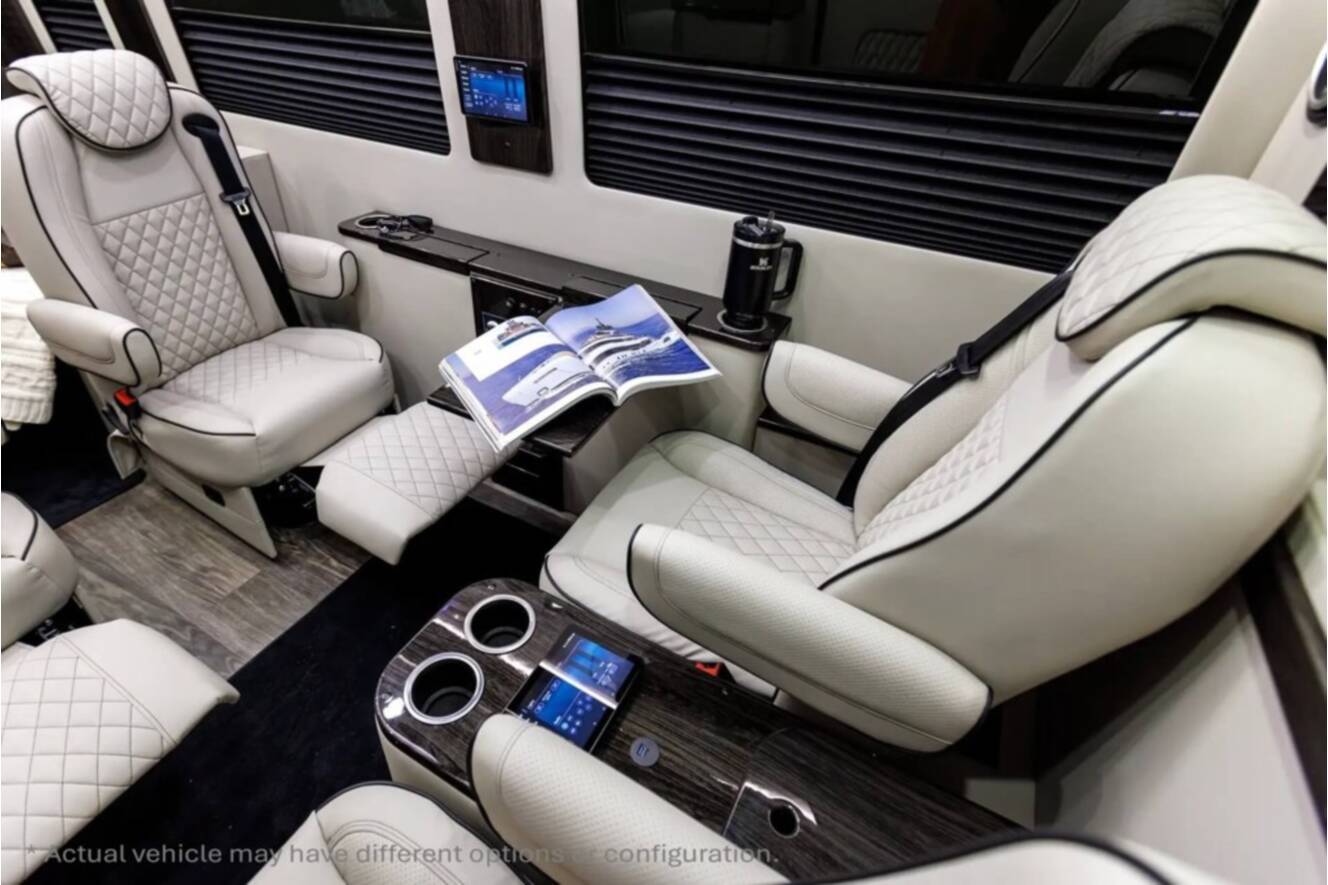 A photo of this 2027 Ultimate Toys COACH EXEC