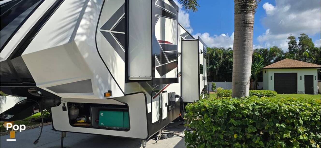A photo of this 2020 Grand Design Momentum 351M