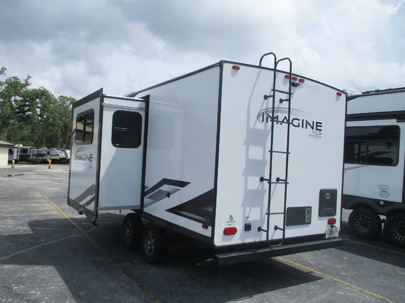 A photo of this 2023 Grand Design Imagine XLS 17MKE