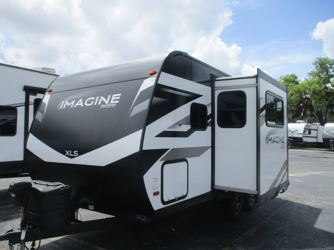 A photo of this 2023 Grand Design Imagine XLS 17MKE