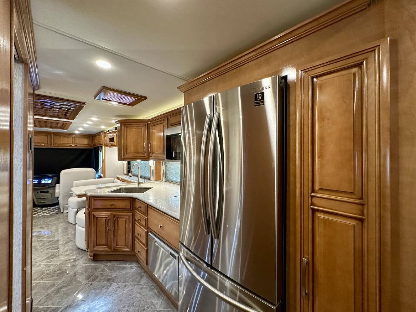 A photo of this 2021 Newmar New Aire 3543