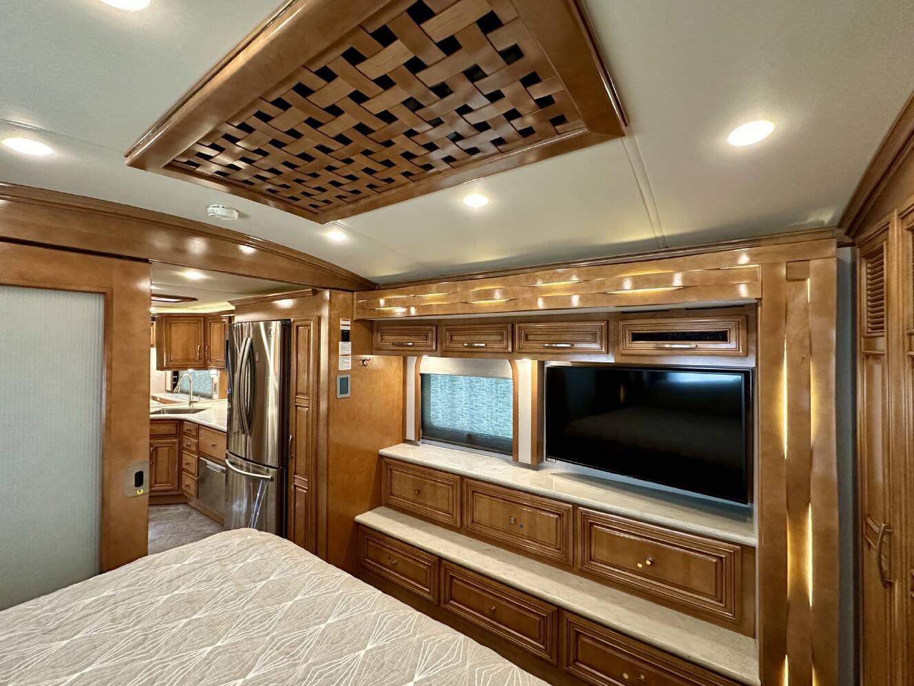 A photo of this 2021 Newmar New Aire 3543