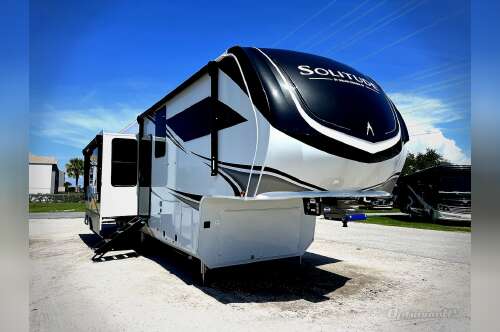2025 Grand Design Solitude 391DL in bushnell FL