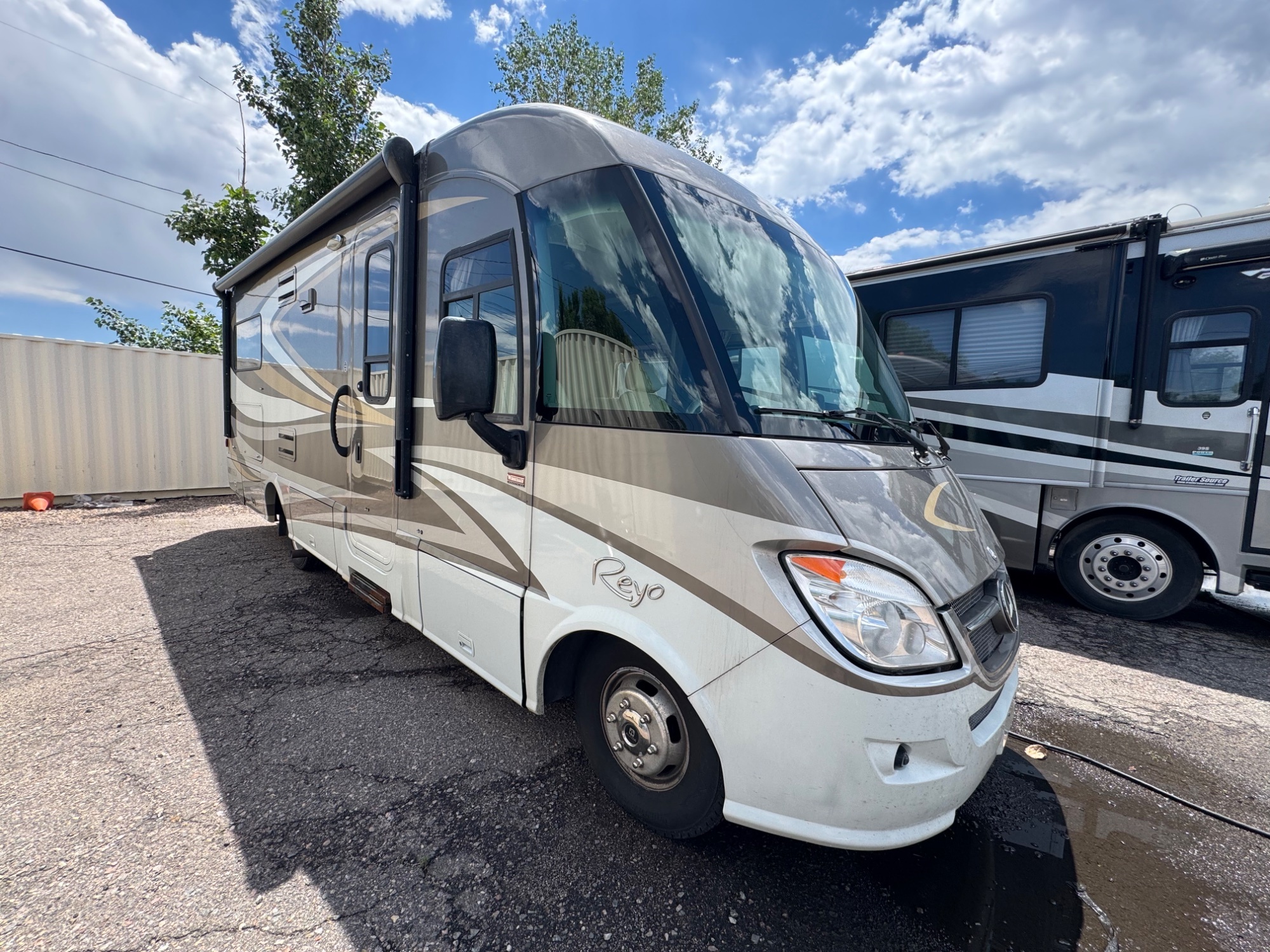 2013 Winnebago Itasca Reyo 25T in wheat ridge CO
