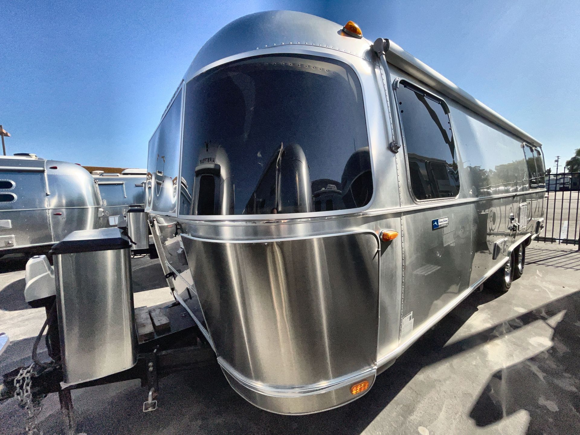 2018 Airstream Tommy Bahama 27FB in san marcos CA