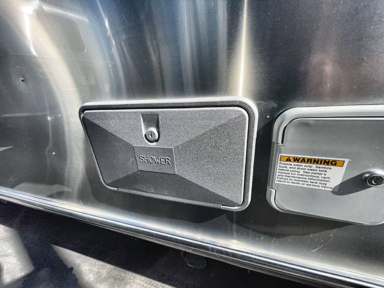 A photo of this 2018 Airstream Tommy Bahama 27FB