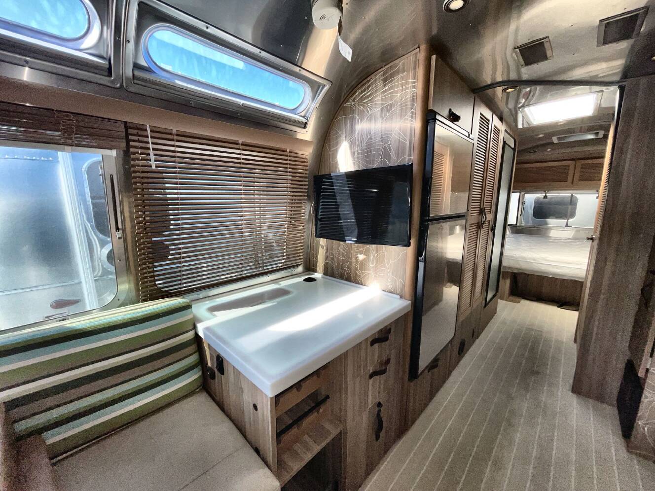 A photo of this 2018 Airstream Tommy Bahama 27FB