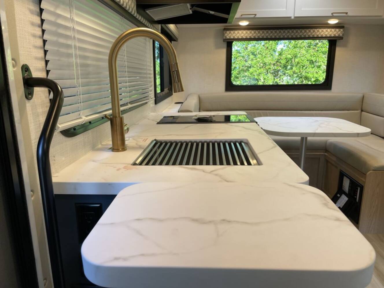 A photo of this 2027 Thor Motor Coach Geneva 19VT Chevy