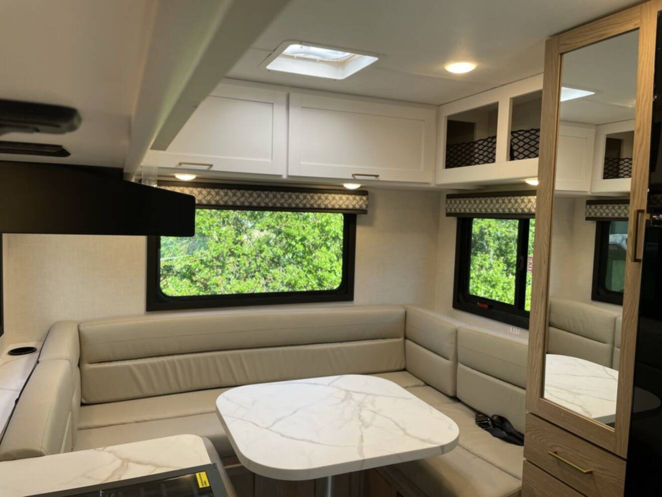 A photo of this 2027 Thor Motor Coach Geneva 19VT Chevy