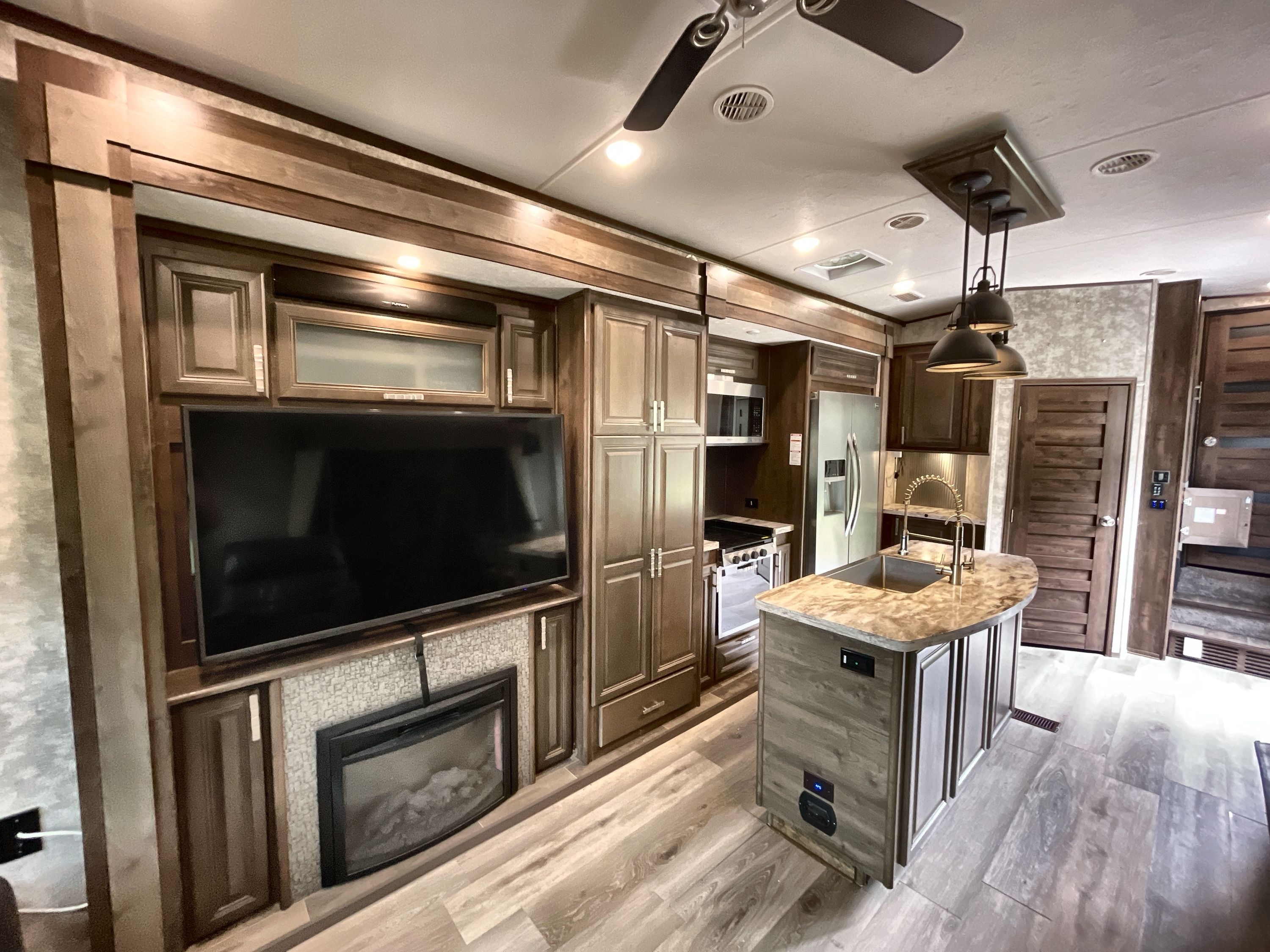 2017 Highland Ridge OPEN RANGE 3X 397FBS in rothschild WI