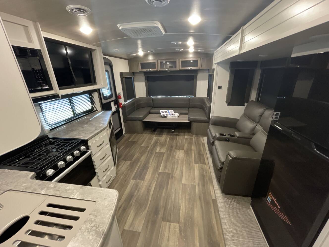 A photo of this 2023 Keystone COUGAR 25RDS
